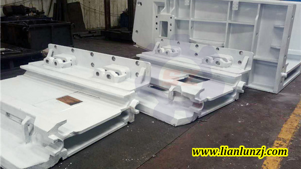 107SF26中部槽、103S10/08WC過渡槽、7SD31401罩筒發(fā)貨-河南雙志